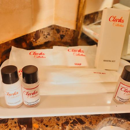 Hotel Clarks Collection Vadodara Bagian luar foto