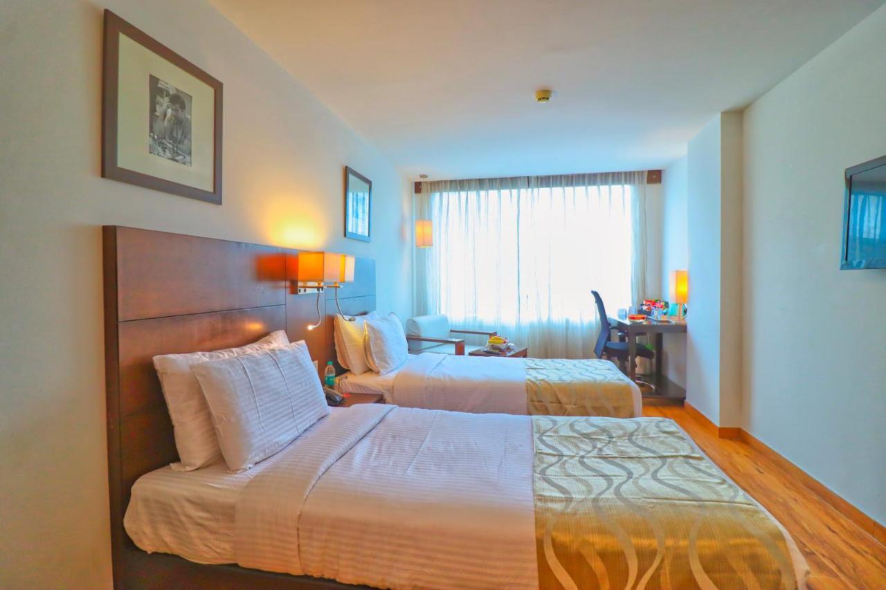 Hotel Clarks Collection Vadodara Bagian luar foto