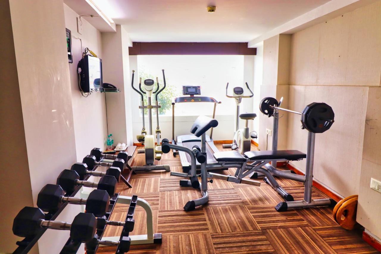 Hotel Clarks Collection Vadodara Bagian luar foto