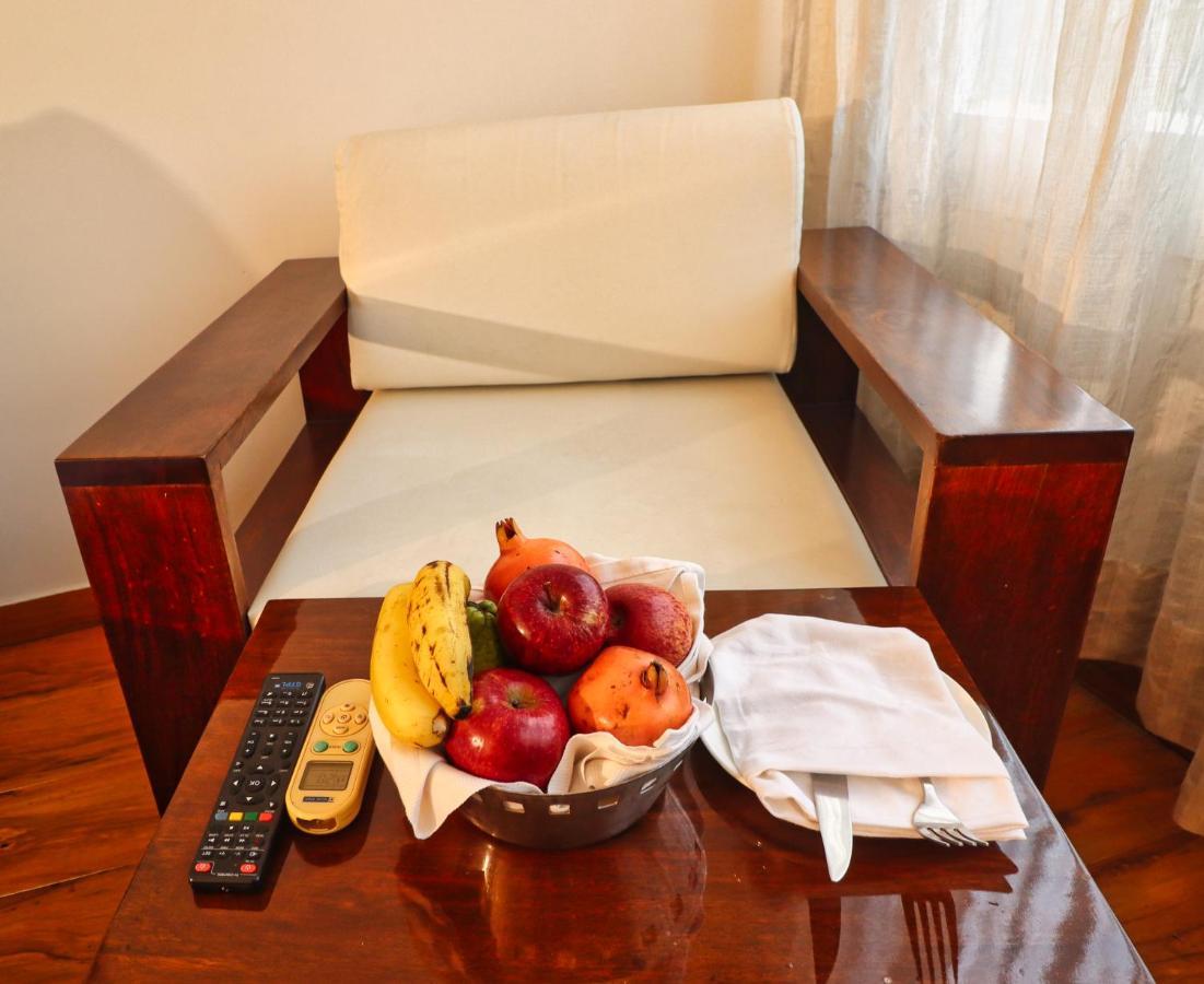 Hotel Clarks Collection Vadodara Bagian luar foto