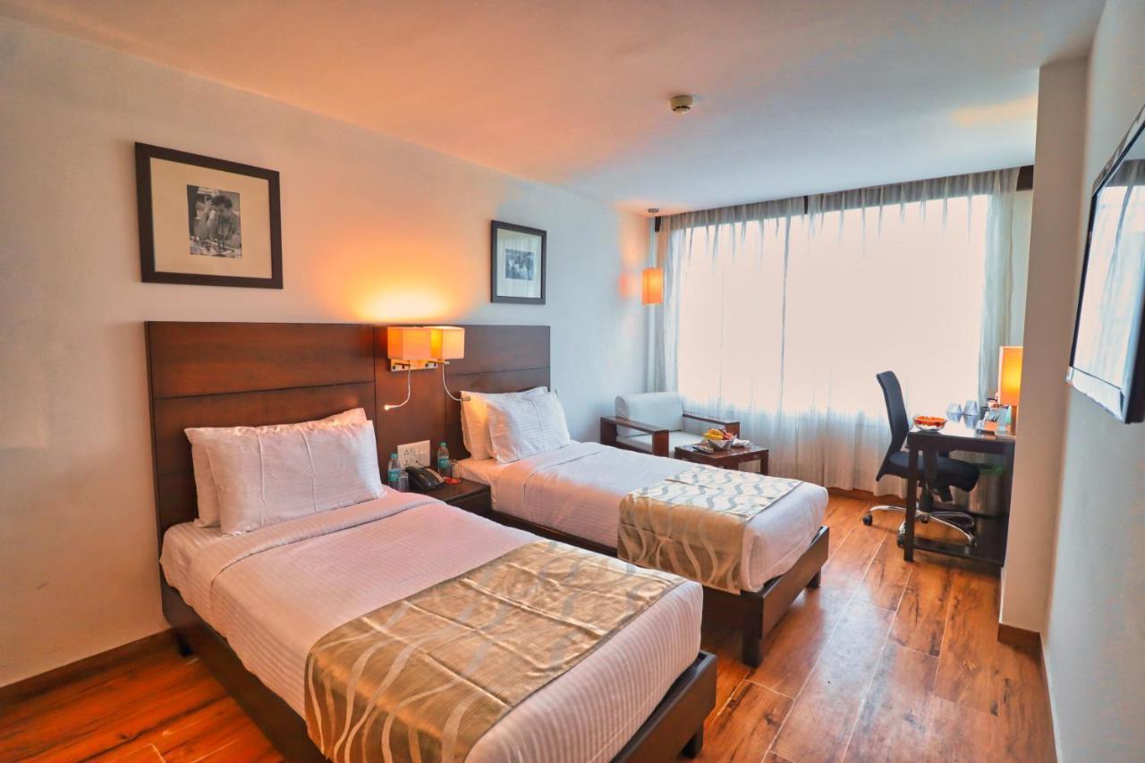 Hotel Clarks Collection Vadodara Bagian luar foto