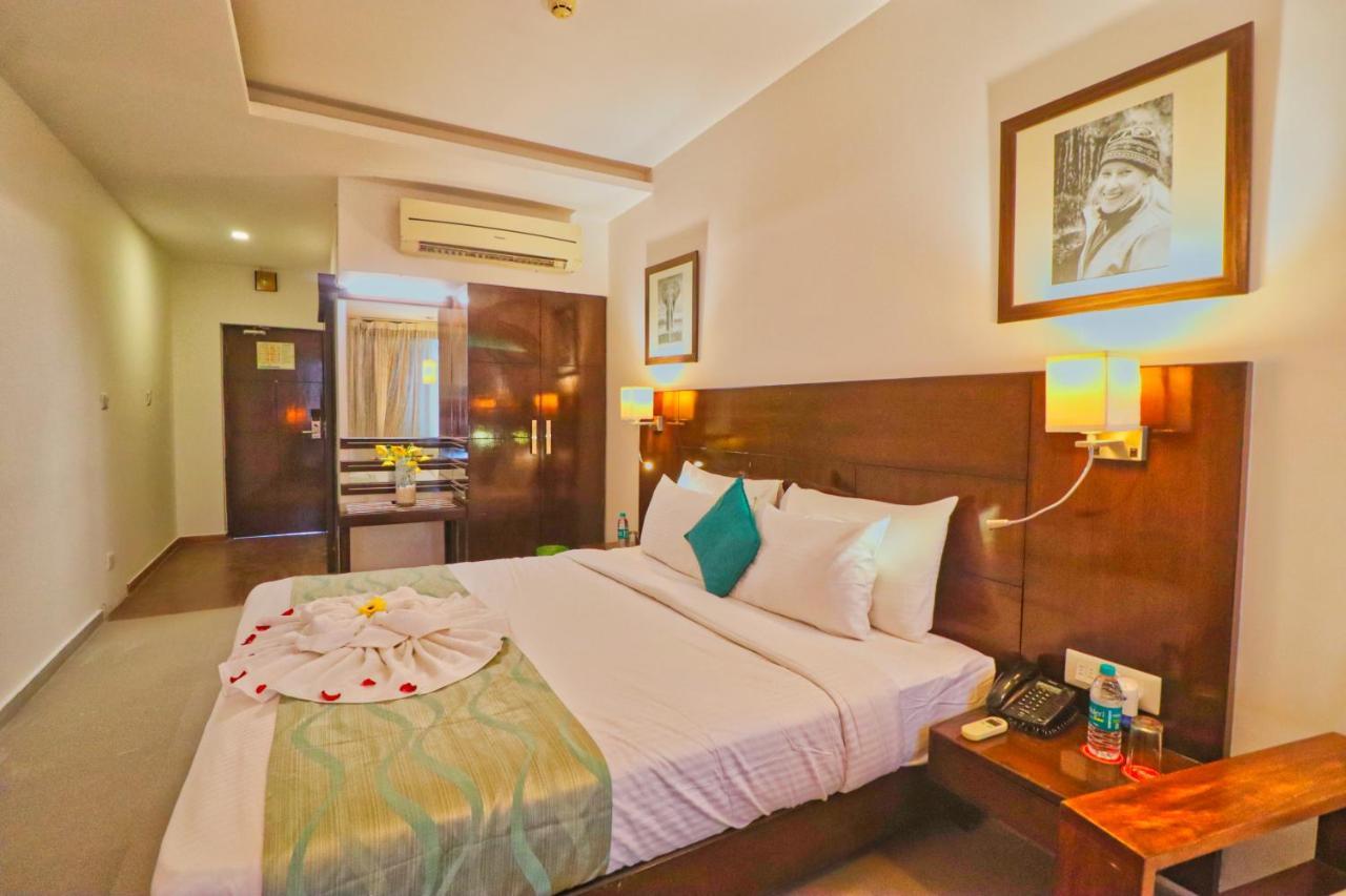 Hotel Clarks Collection Vadodara Bagian luar foto