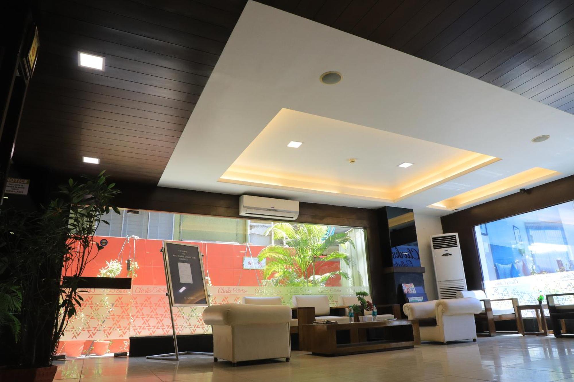 Hotel Clarks Collection Vadodara Bagian luar foto