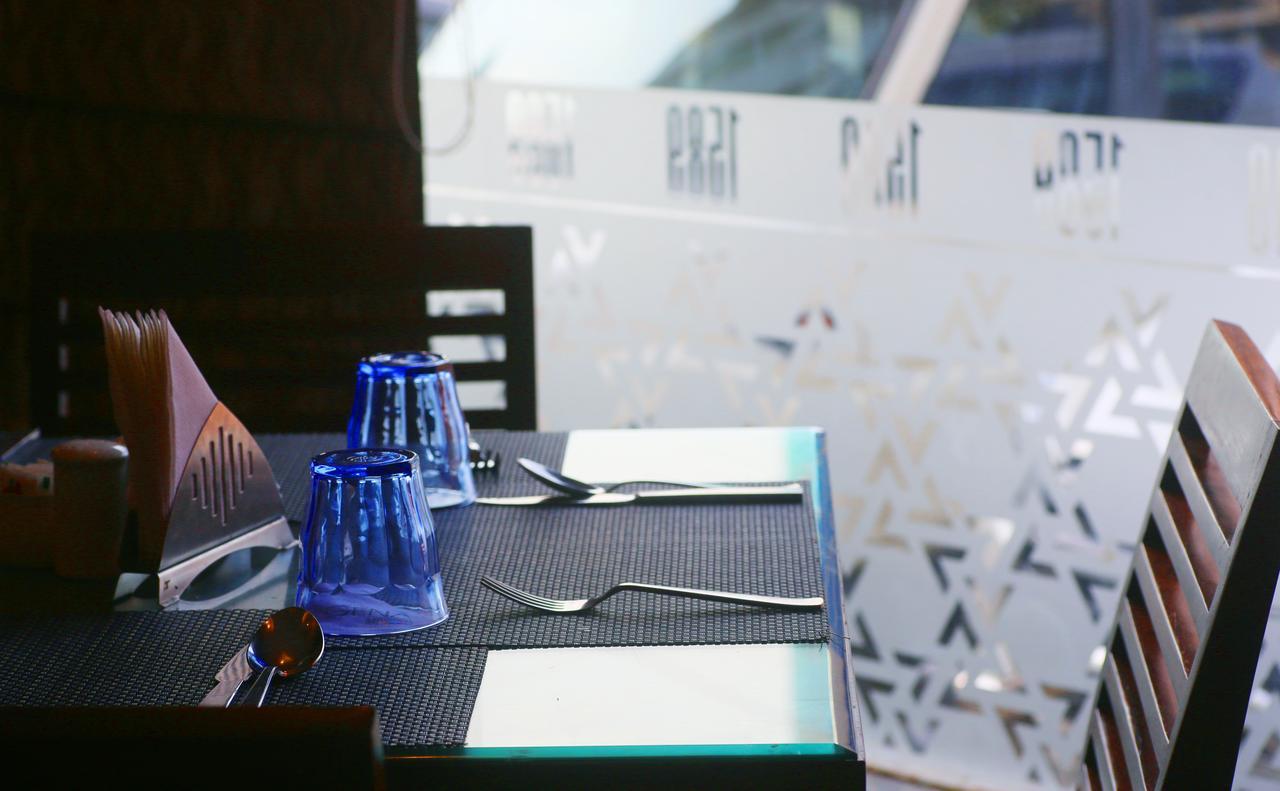 Hotel Clarks Collection Vadodara Bagian luar foto