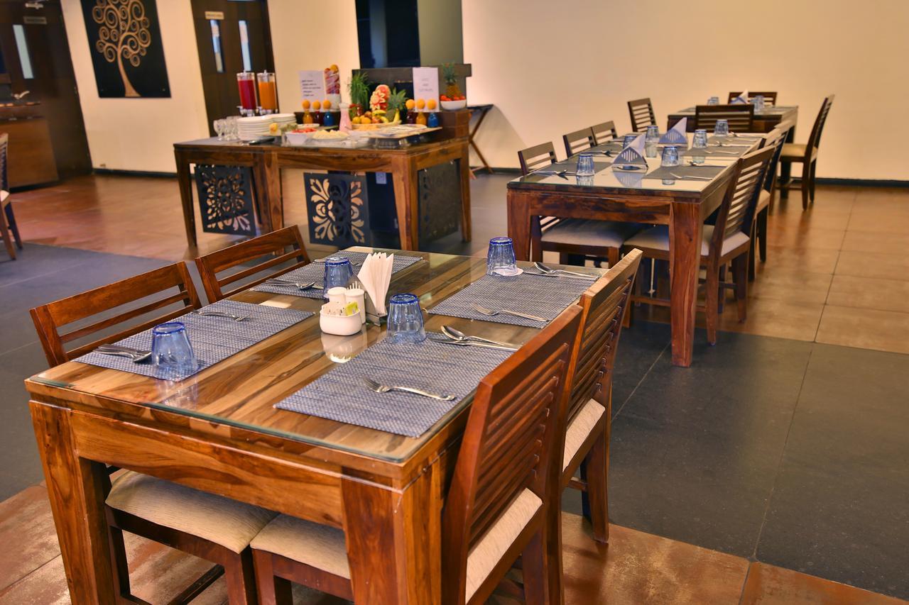 Hotel Clarks Collection Vadodara Bagian luar foto